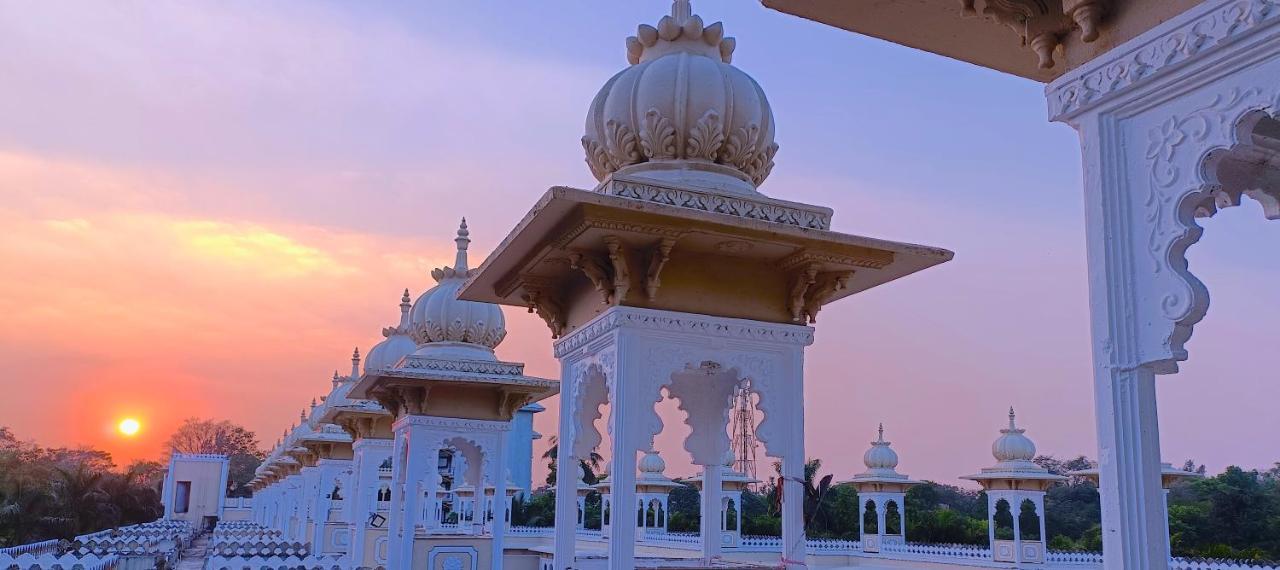 Hotel Gautam Lonavala Eksteriør billede