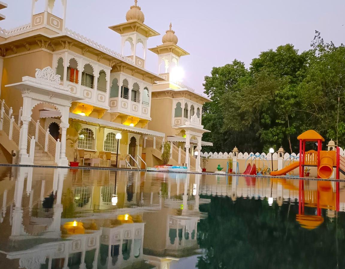 Hotel Gautam Lonavala Eksteriør billede